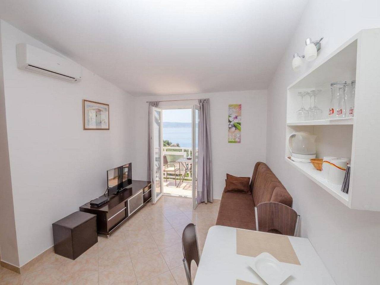 Ganze Wohnung, Apartments Bandalo - One Bedroom Apartment with Sea View in Podstrana, Split-Dalmatien