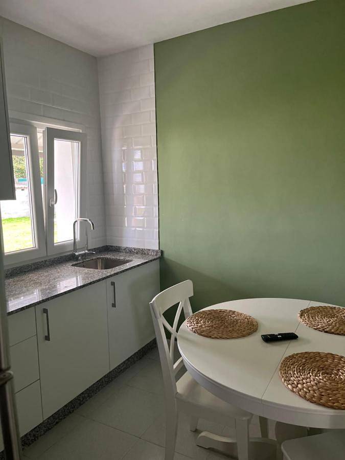 Ganze Wohnung, Two-Bedroom Apartment in Cangas de Foz, Foz