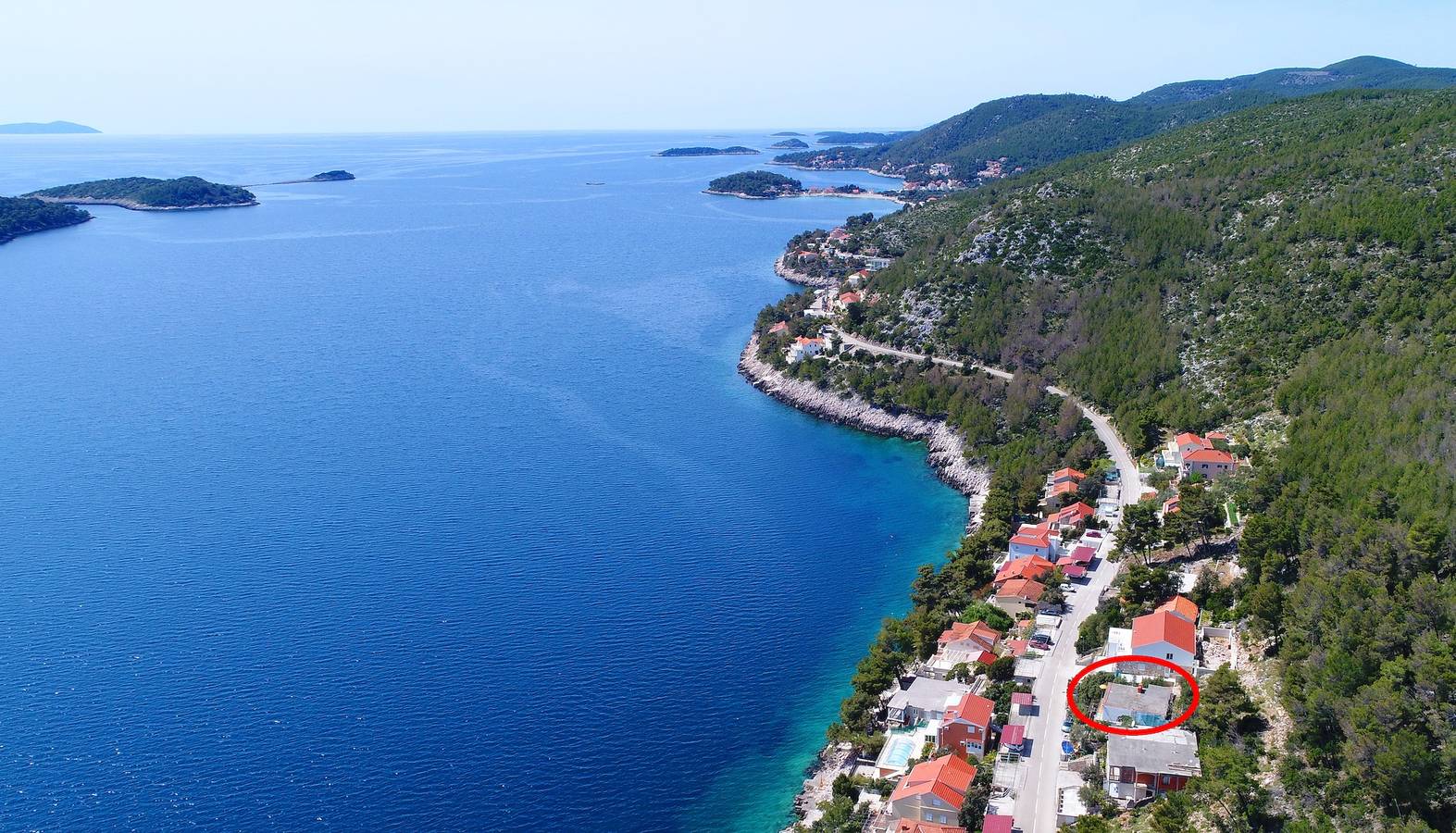 Entire apartment, Three bedroom apartment with terrace and sea view Prižba, Korčula A-18165-a in Blato, Korcula