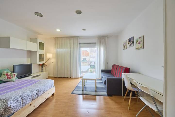 Appartement entier, Precioso loft junto Barcelona Centro y playa in Badalona, Barcelonès