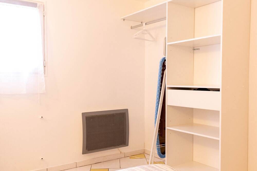 Apartamento entero, T2 acogedor cerca de París, aeropuerto Cdg, Disney in Clichy-sous-Bois, Sena-Saint Denis