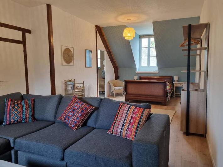 Chambre d’hôte pour 2 personnes, avec jardin et terrasse, animaux acceptés à Moncontour