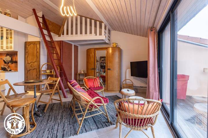 Gîte pour 2 personnes, avec Terrasse ainsi que Jardin et Vue