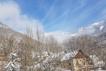 Gîte pour 8 personnes, avec jardin et balcon, animaux acceptés à Thoiry (Savoie)