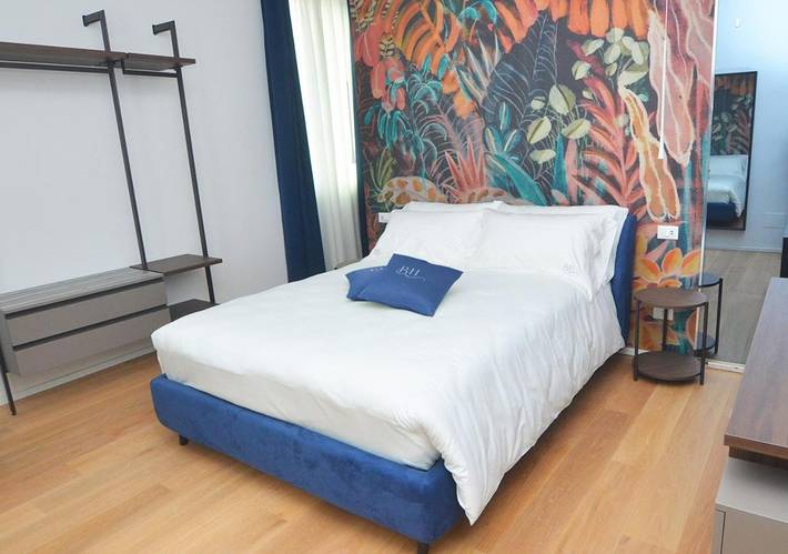 Hôtel pour 2 personnes, avec terrasse ainsi que sauna et vue à Magenta - 3