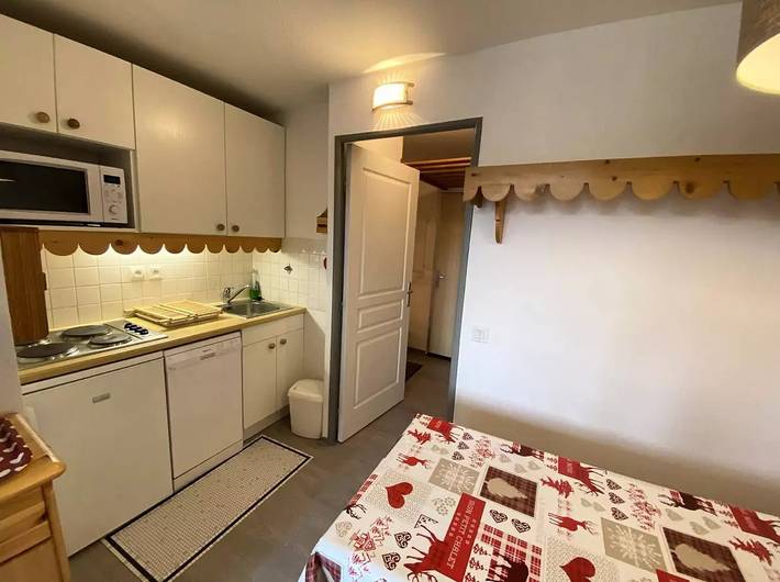 Apartamento entero, Apartamento al pie de las pistas vista montaña 3 estancias 6 personas - Comfort in Station de Risoul, Risoul