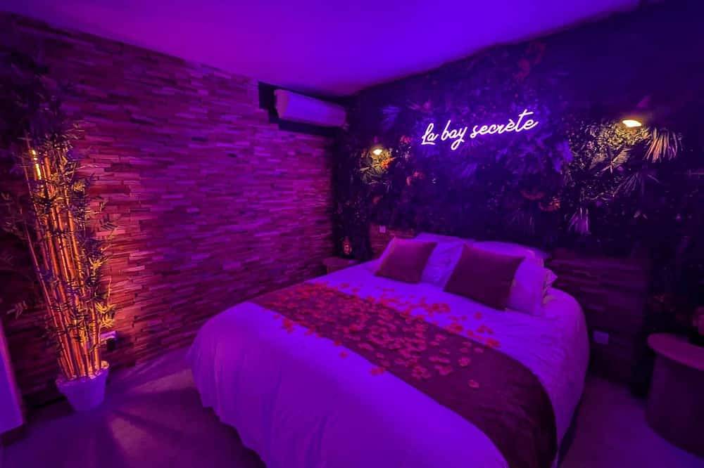 La Bay Secrète Love Room in Sorgues, Vaucluse