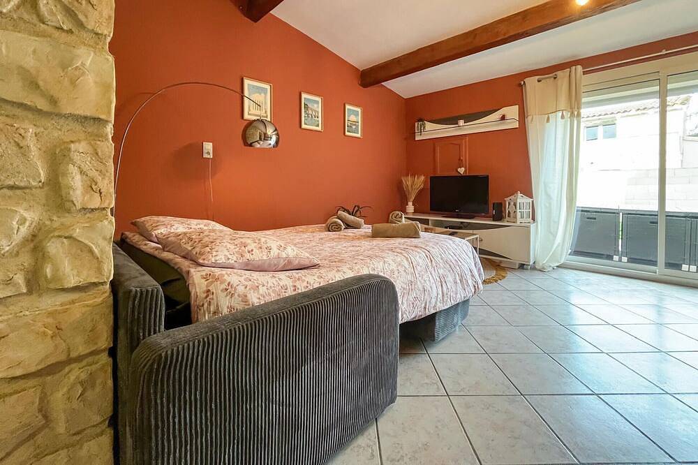 Pet friendly home in Sernhac in Sernhac, Nimes und Umgebung
