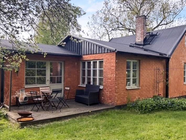 Ferienhaus für 6 Personen, mit Terrasse und Garten in Sjöbo und Umgebung