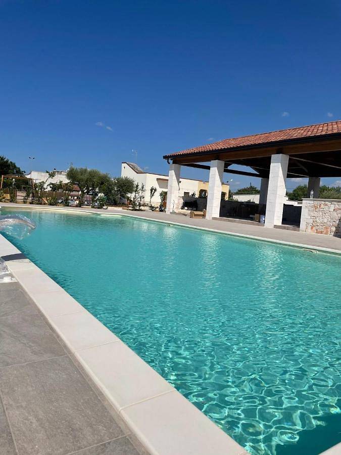 Casa vacanza per 5 persone, con Terrazza e Giardino nonché Piscina a Mottola