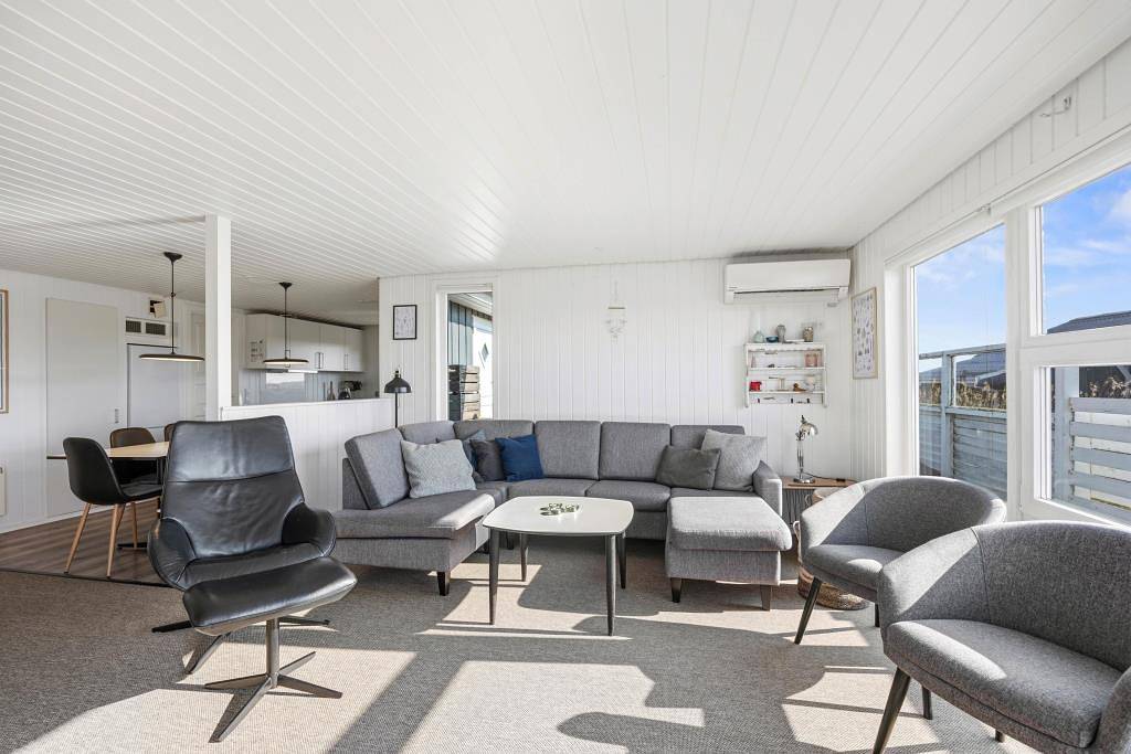 Helles und einladendes Ferienhaus auf Rømø in Lakolk, Rømø