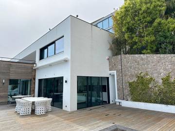 Villa pour 12 personnes, avec jardin ainsi que vue et piscine, animaux acceptés à Roquebrune-Cap-Martin