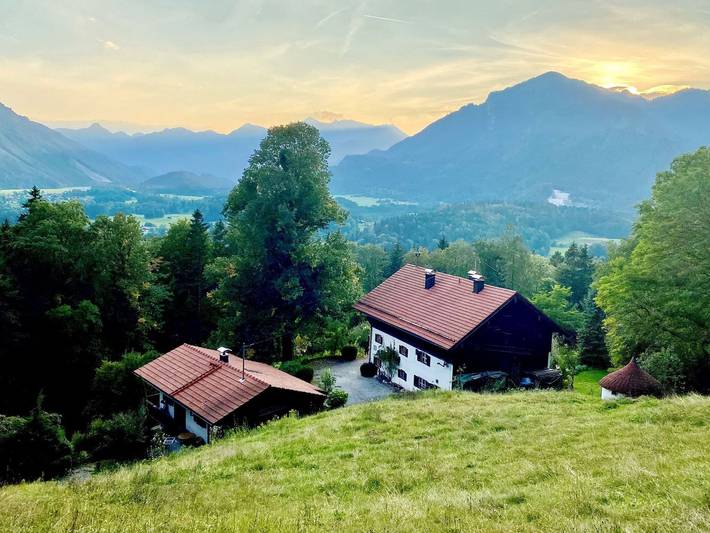 Ferienhaus für 4 Personen, mit Balkon und Terrasse sowie Garten in Marquartstein