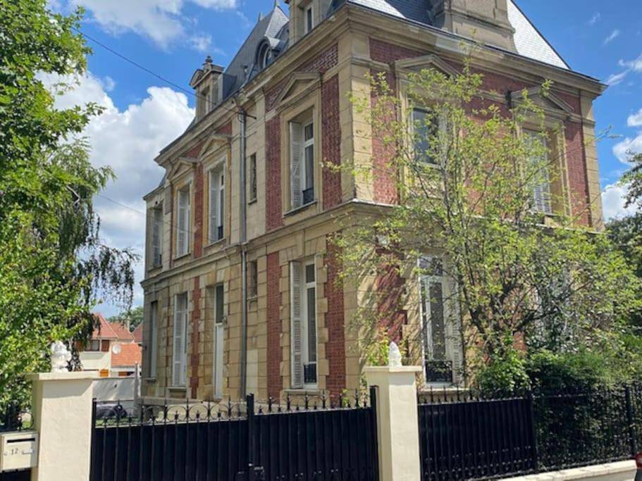 Bed & Breakfast à 20mn direct St Lazare en Train in Sannois, Val-d'Oise