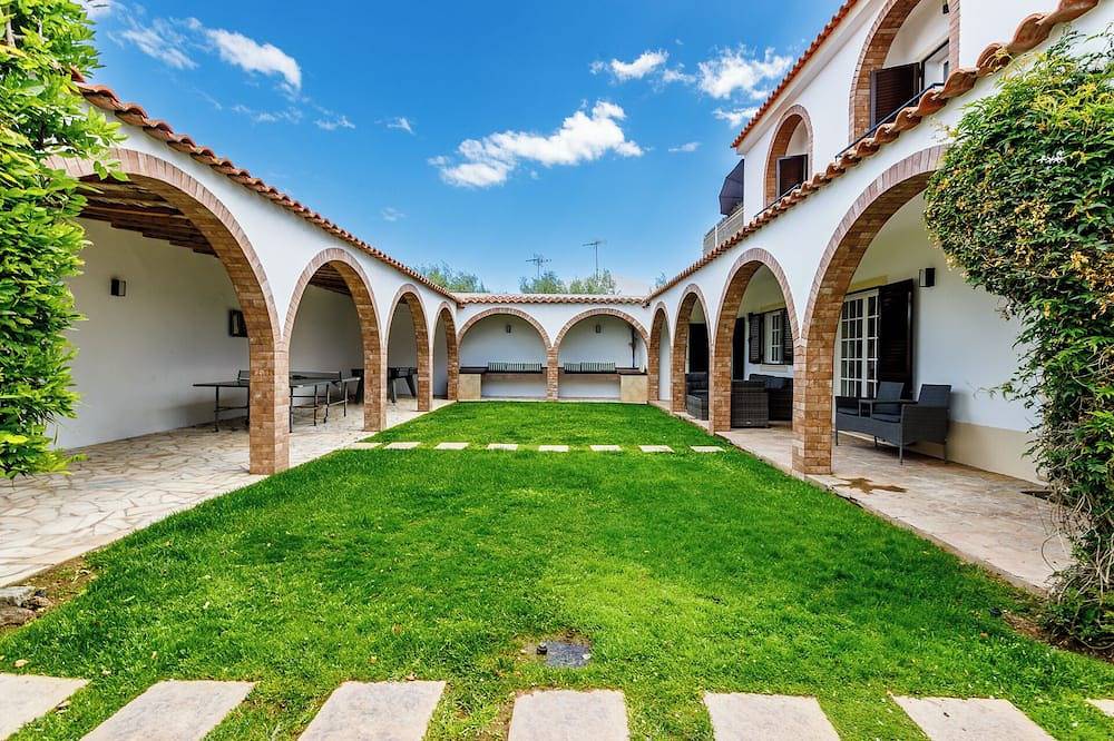 Atemberaubende -Villa mit Pool, Gehentfernung zum Strand & nahe Golfplätzen in Manta Rota, Parque Natural da Ria Formosa