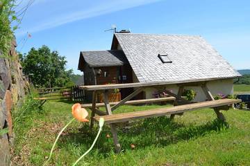Maison de vacances pour 3 personnes, avec balcon dans le Puy-de-Dôme