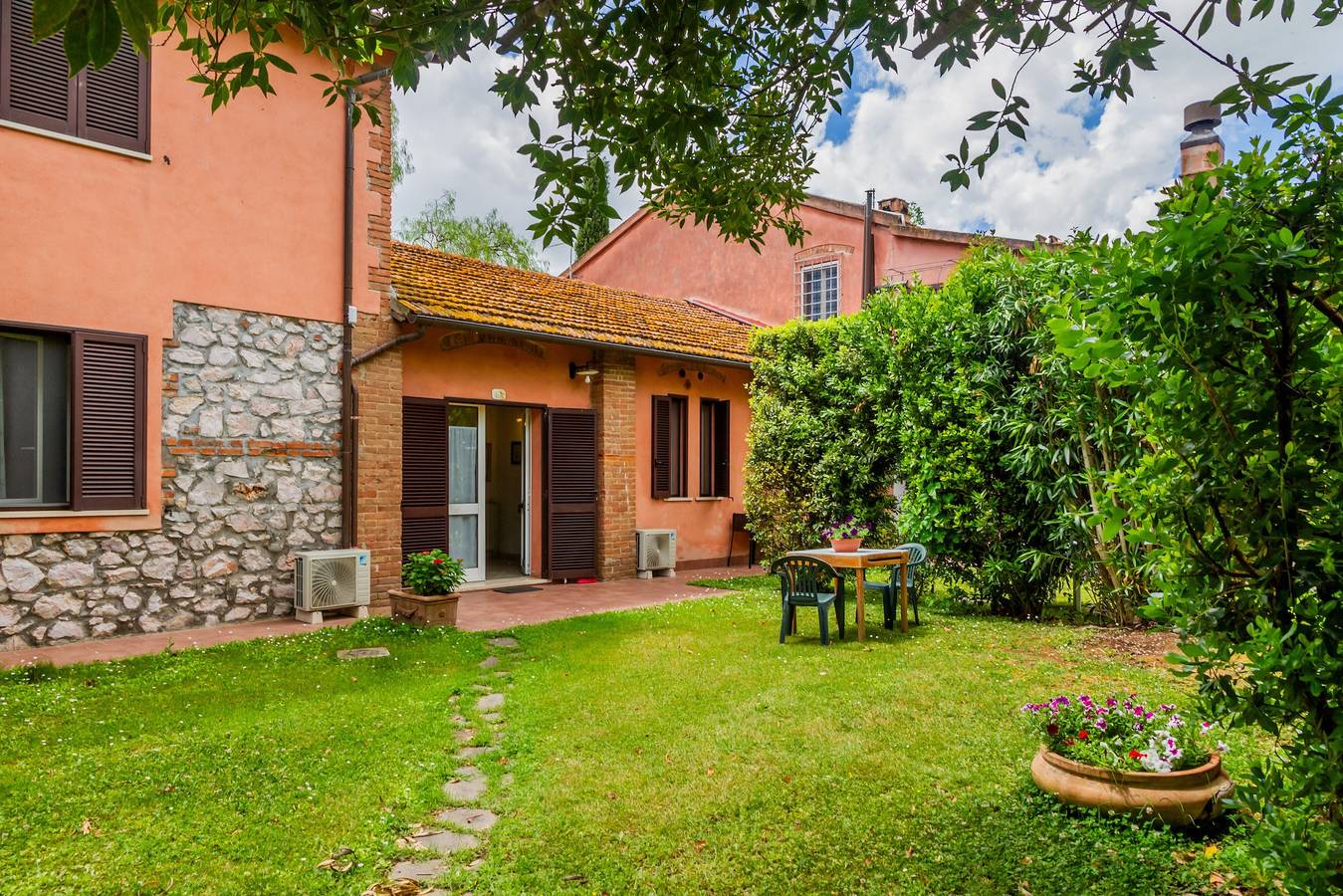 Apartamento entero, Apartamento 'Aia' con jardín privado, Wi-Fi y aire acondicionado in Grosseto, Provincia de Grosseto
