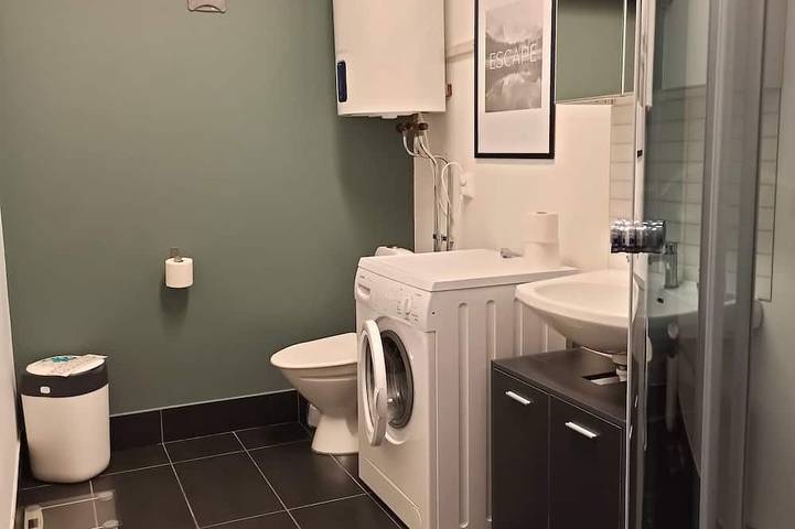 Cozy Guesthouse 600m From The Beach in Enköping, Mälaren