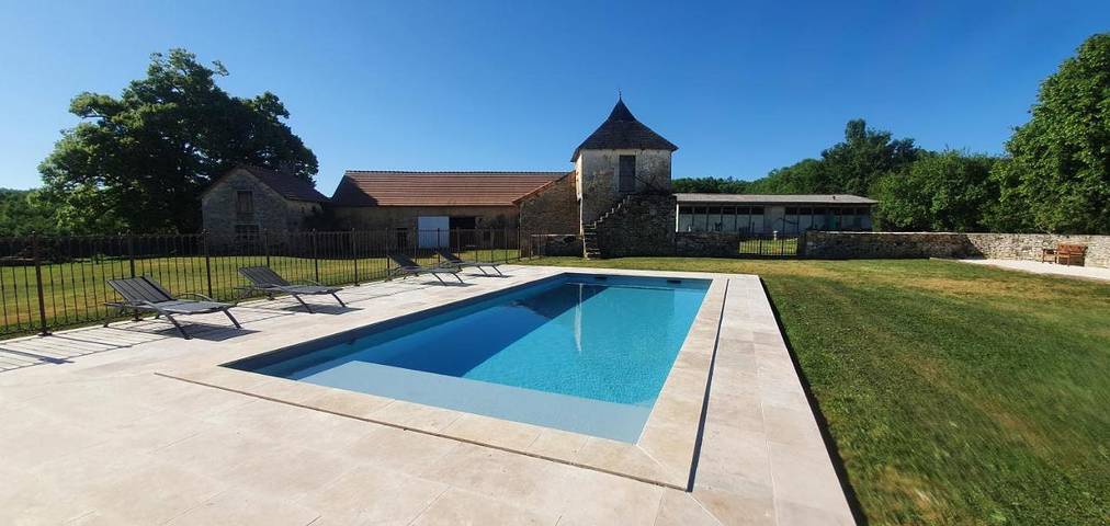 Location de vacances pour 6 personnes, avec jardin ainsi que piscine et vue à La Cassagne - 2