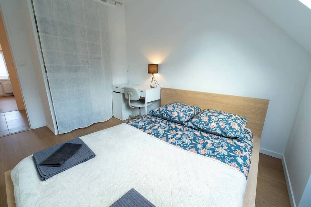 Town house with terrace Near subway in Rennes, Región de Rennes