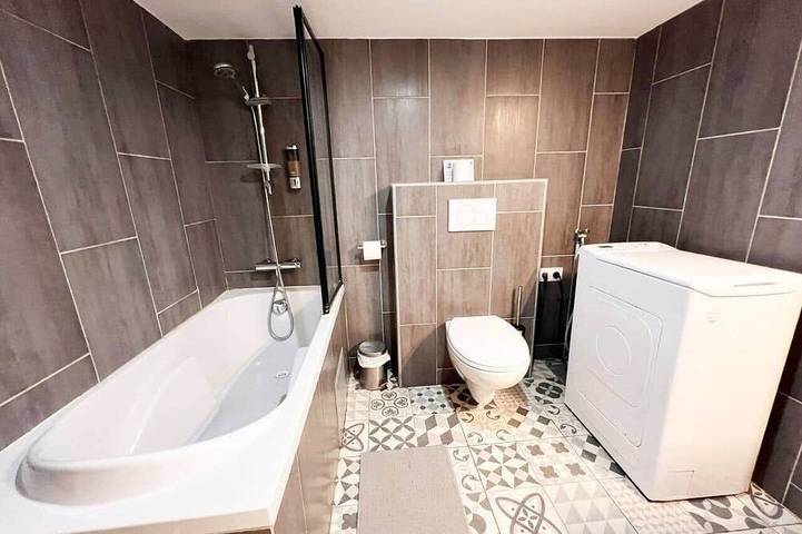 Appartement entier, Grand appart 3 pièces à 2 min d'Orly in Athis-Mons, Essonne