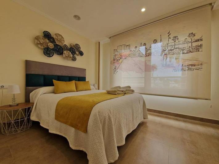 Apartamento de vacaciones para 6 personas, con vistas y jardín además de terraza y piscina - 1