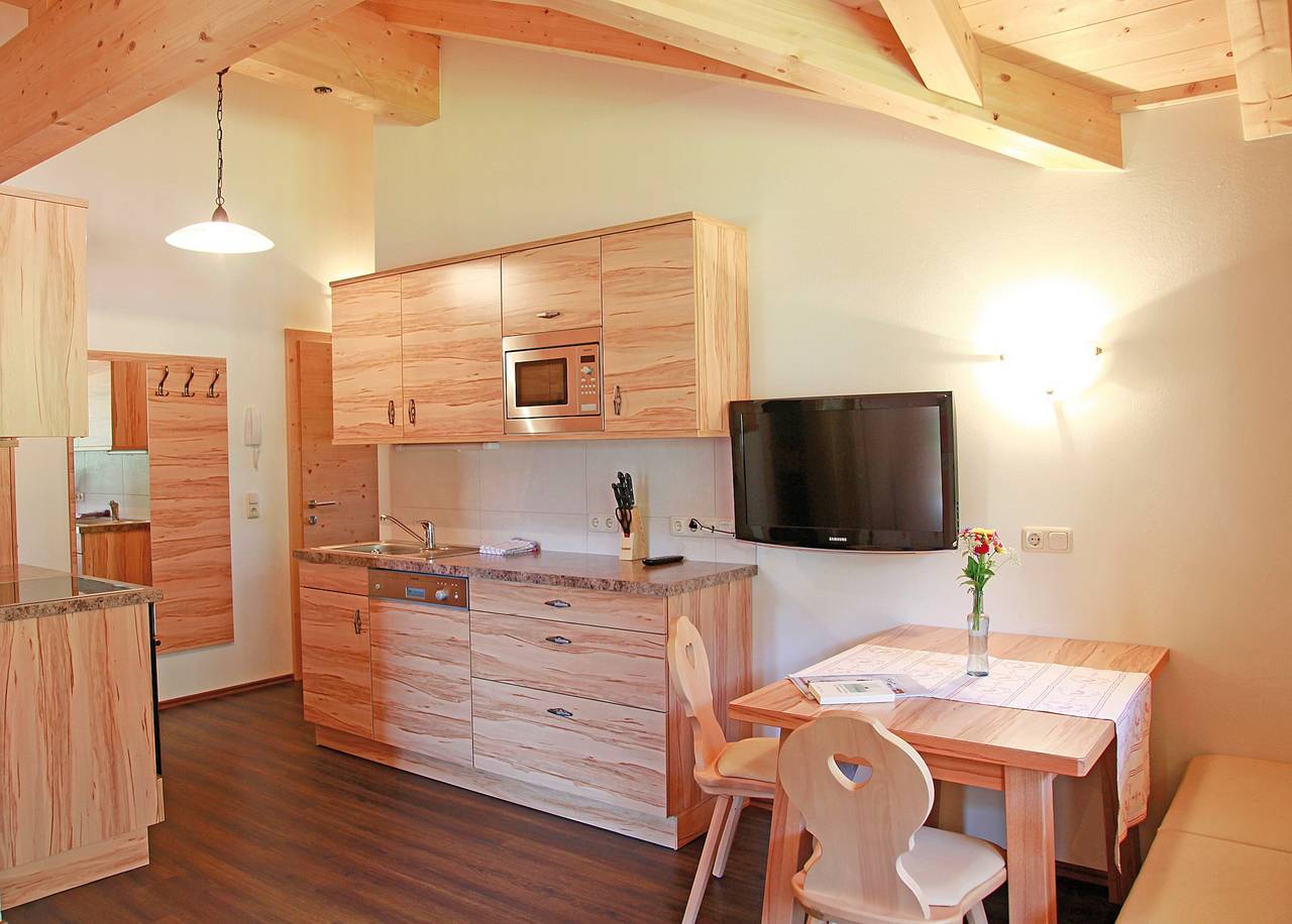 Ganze Wohnung, Apartment 'Stockinger A2' mit Bergblick, Gemeinschaftsgarten und Wlan in Großarl, Ski Amadé