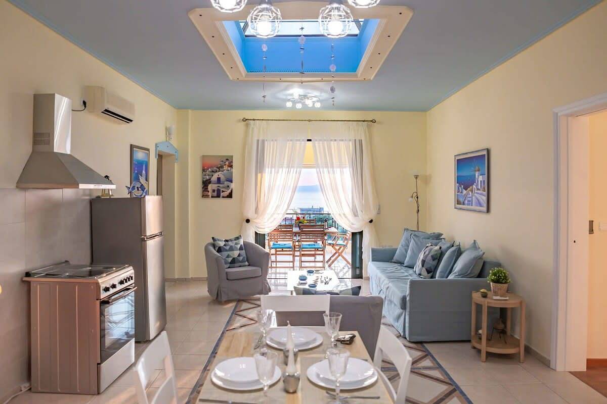 Entire apartment, Palaiochora Retreat - Sea Sunset Rooftop in Avia (Greece), Messenia region