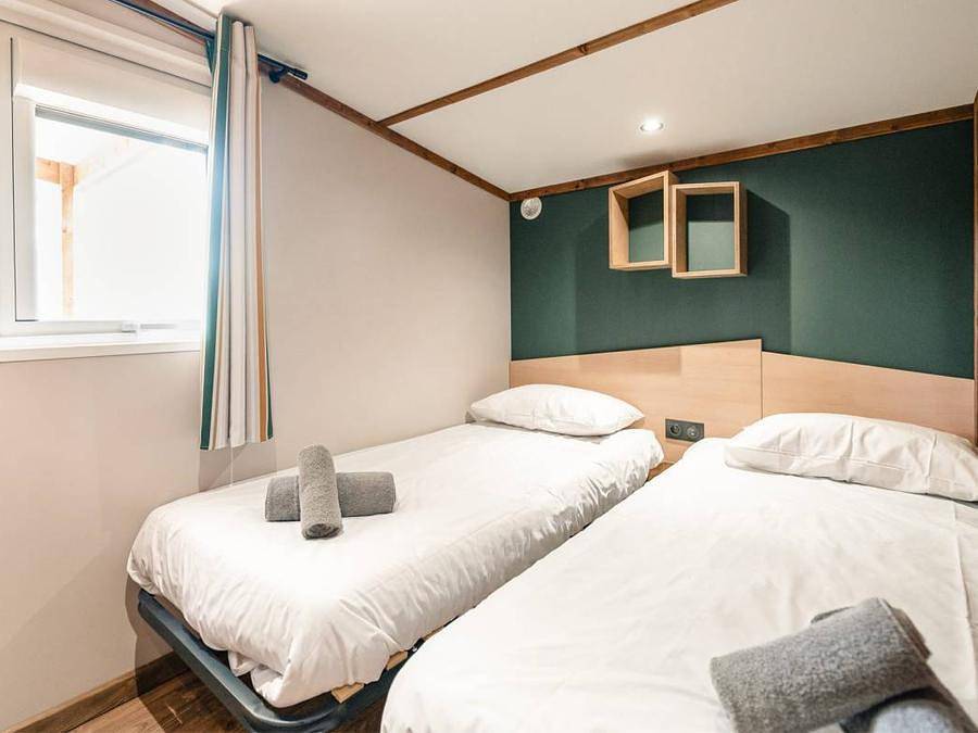 Camping Ensoya - Mobilhome 4 personas - La Clairiere Seasonova - Cabaña de firma, jacuzzi privado, aire acondicionado in Sigean, Region de Narbonne