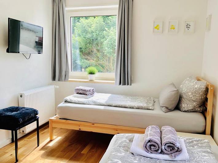 Ferienwohnung für 5 Personen, mit Terrasse und Garten in Memmingen - 4