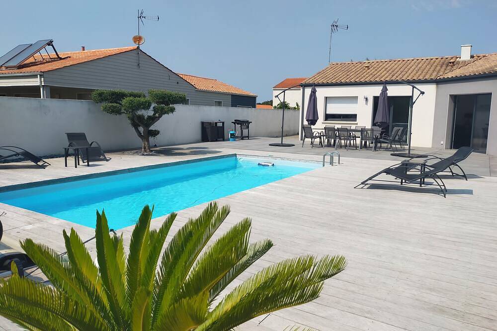 Villa proche des Sables d'Olonne avec piscine privée à 15mn des plages! in Saint-Mathurin, Vallée de la Loire