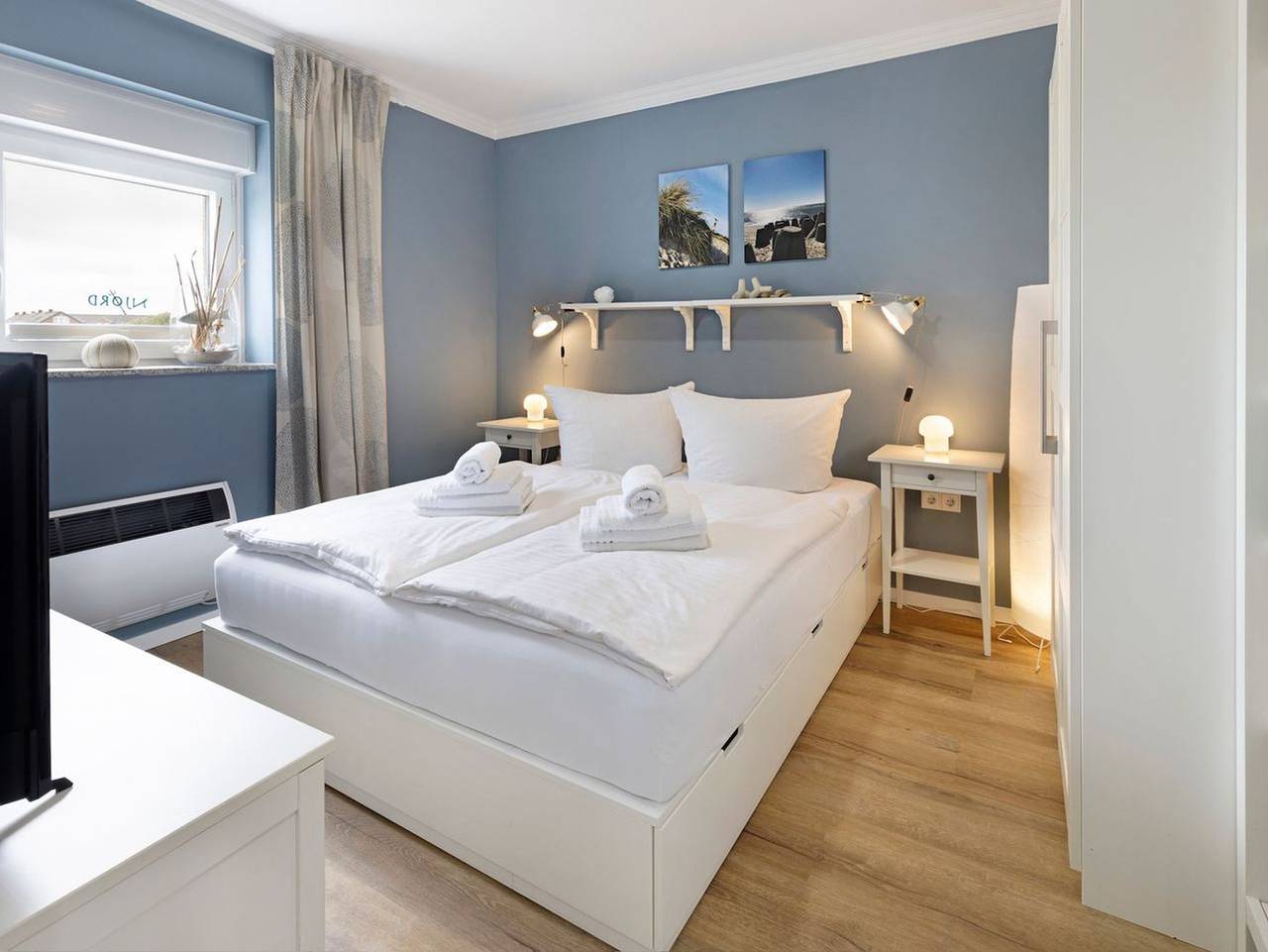 Ganze Ferienwohnung, Haus Möwe - Stylisch gemütliche 3-Zimmer Wohnung mit Balkon und Terrasse in Hörnum, Sylt