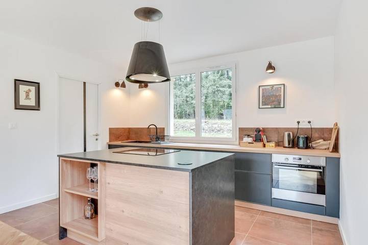 Location de vacances pour 6 personnes, avec jardin ainsi que vue et piscine à Générargues - 2