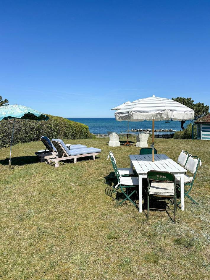 Ferienhaus mit Meerblick für 7 Personen, mit Sauna und Terrasse sowie Garten in Gilleleje