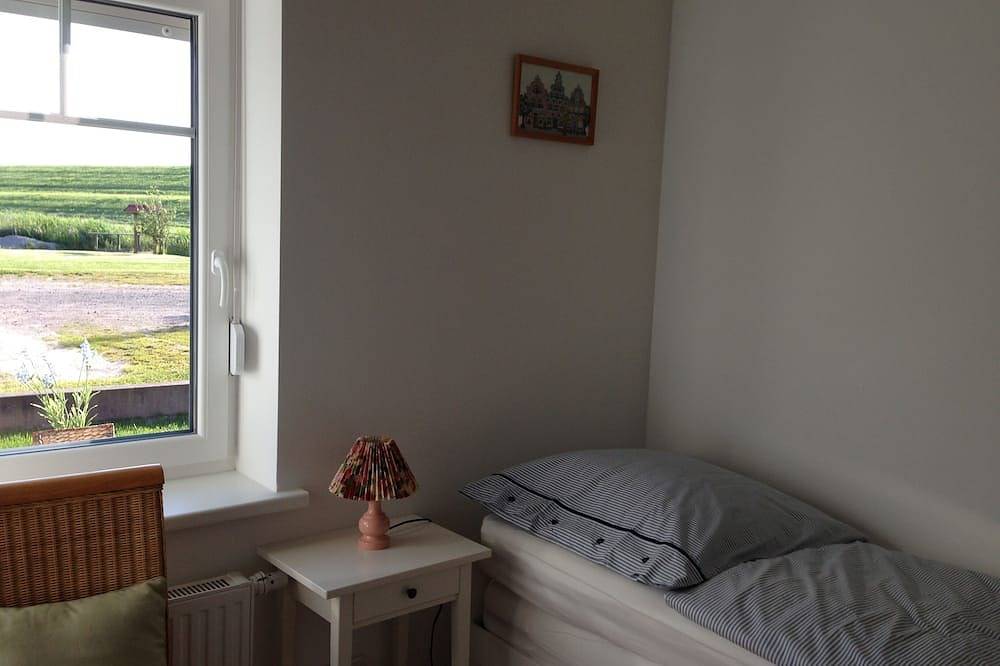 Direkt hinterm Deich, inmitten der Natur, großzügiger Wohnraum +Innenhof&Wallbox in Cappel-Neufeld, Nordholz