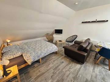 Gîte pour 5 personnes, avec jardin à Cuvilly