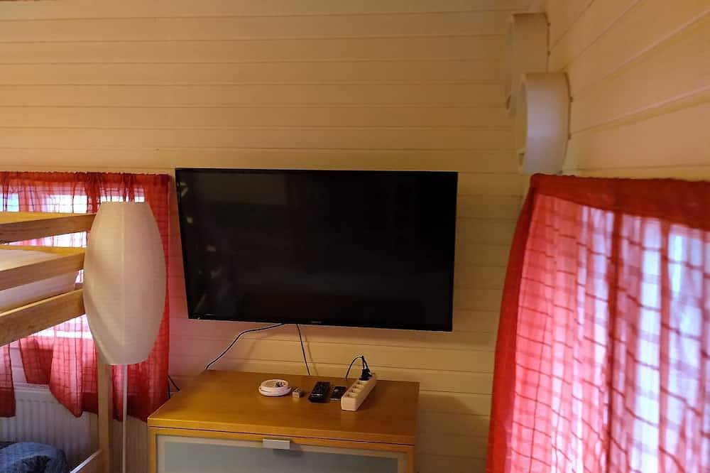 Gemütliche Kolsva-Hütte mit eigenem Eingang in Köping, Västmanland