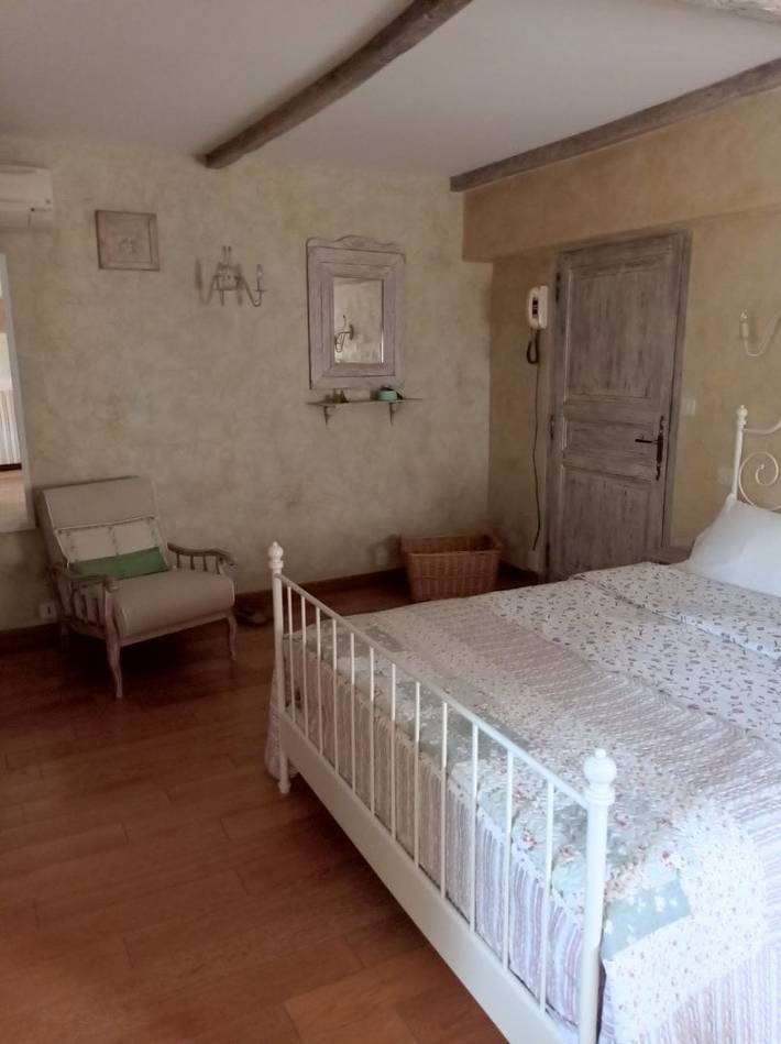 Chambre d’hôte pour 2 personnes, avec terrasse en Ardèche - 2
