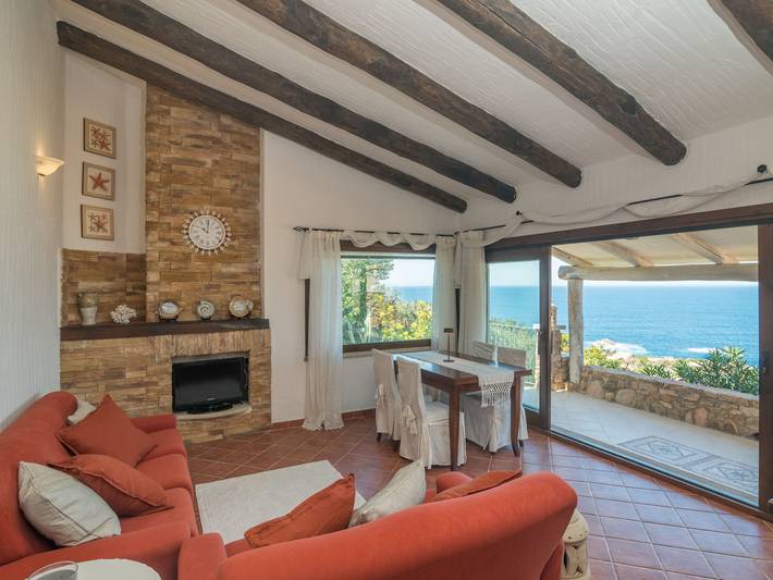 Villa Ilaria in Costa Paradiso, Trinità d'Agultu e Vignola