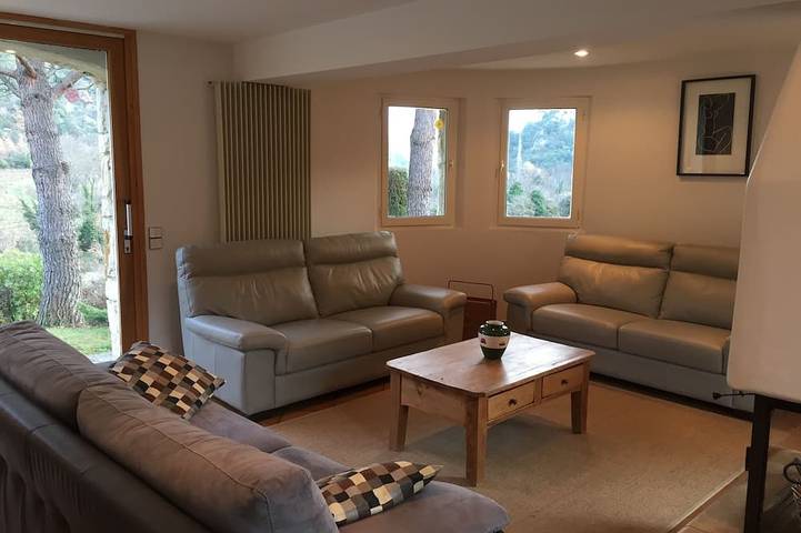 Location de vacances pour 8 personnes, avec jardin et terrasse, animaux acceptés à Bénivay-Ollon - 4