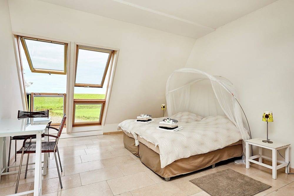 Raum zum Verbinden: Eine Küstenvilla in Dongeradeel, Niederländische Nordsee