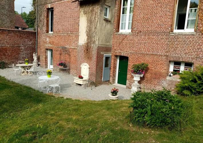 Gîte pour 4 personnes, avec jardin et vue à Grandcourt - 2