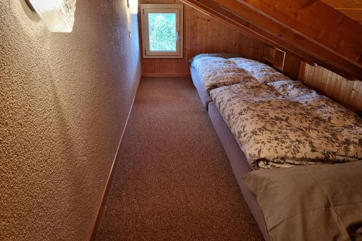 Gîte pour 4 personnes, avec balcon dans Axalp - 3