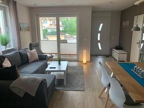 Ferienwohnung für 4 Personen, mit Terrasse und Seeblick in Mücheln (Geiseltal)