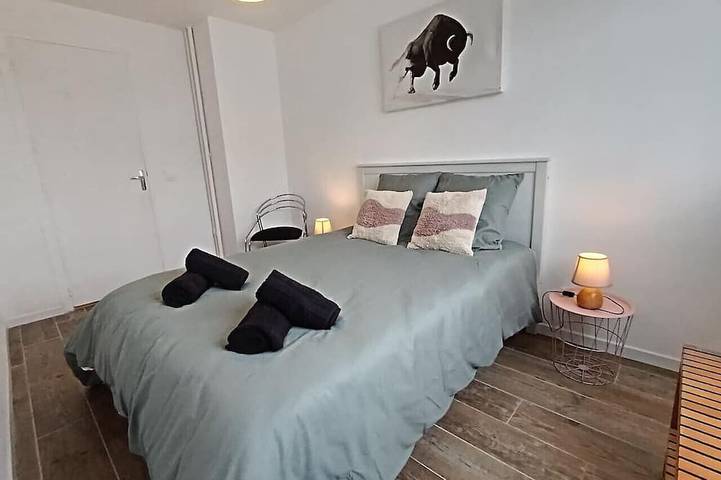 Entire apartment, Fontaine Belle Eau - Serves 3 in Fontainebleau, Seine-et-Marne