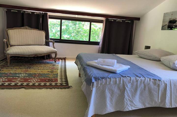 Location de vacances pour 10 personnes, avec terrasse et jardin à Rousset - 2