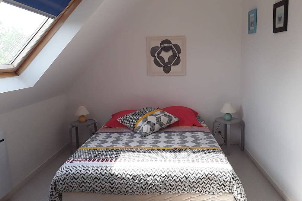 House with garden 5 minutes walk from the beach in Île-Tudy, Côte de Cornouaille