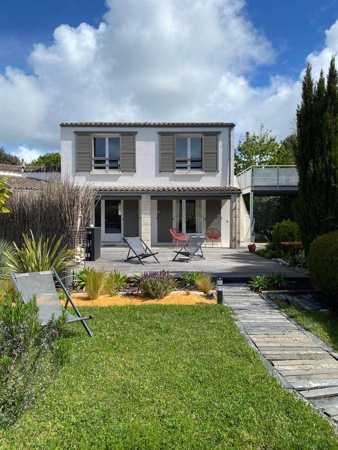 Chambre d’hôte pour 2 personnes, avec jardin ainsi que terrasse et vue sur l' Île d'Oléron - 2