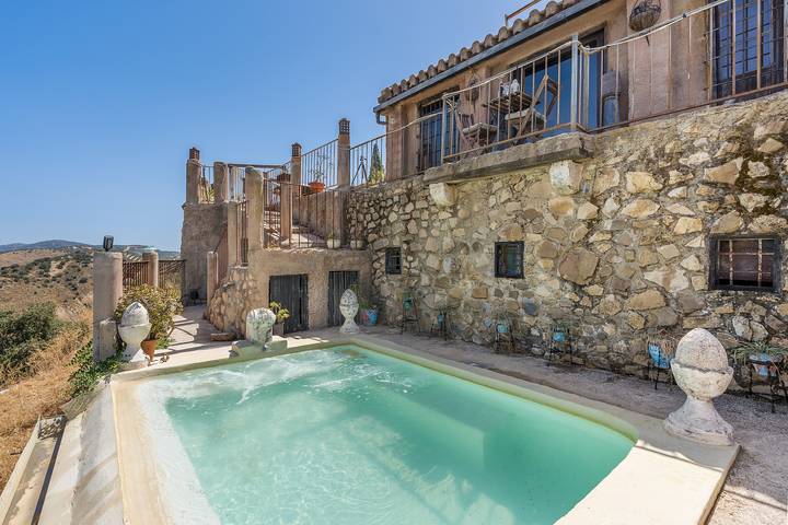 Casa rural para 8 personas, con balcón y jacuzzi, Se admiten mascotas en Algarinejo - 2