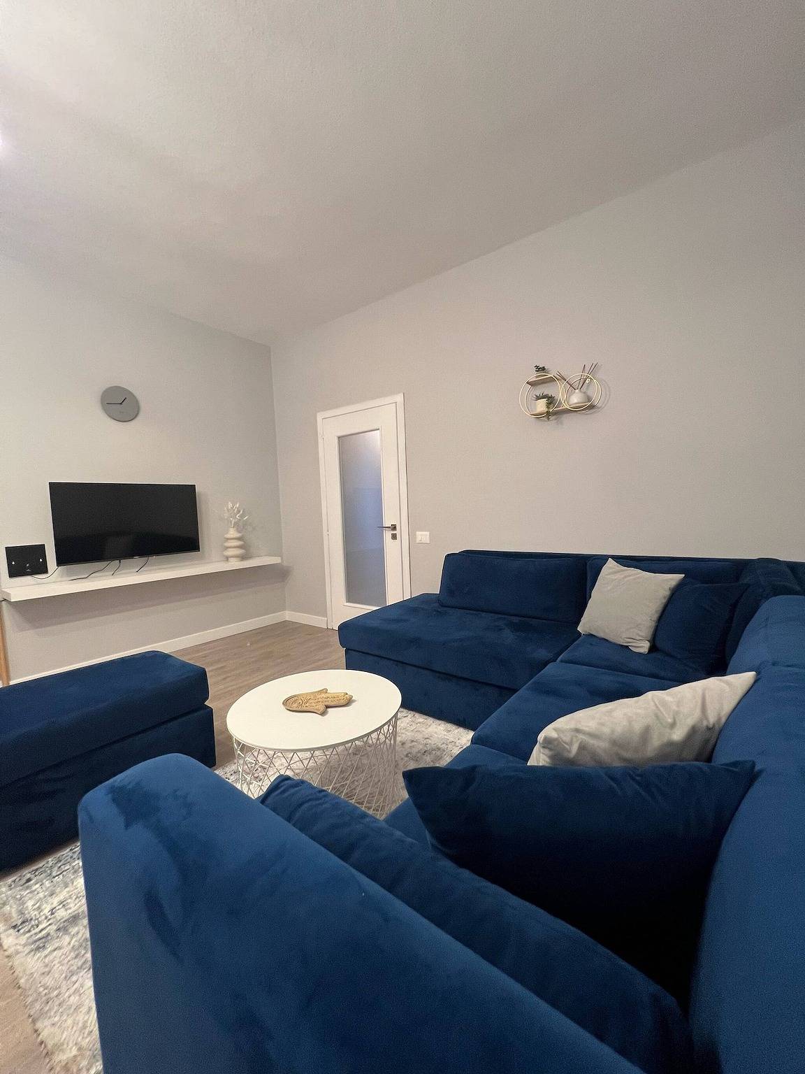 Ganze Wohnung, Charmantes Apartment in Tirana mit Blick auf die Stadt in Tiranë, Albanien
